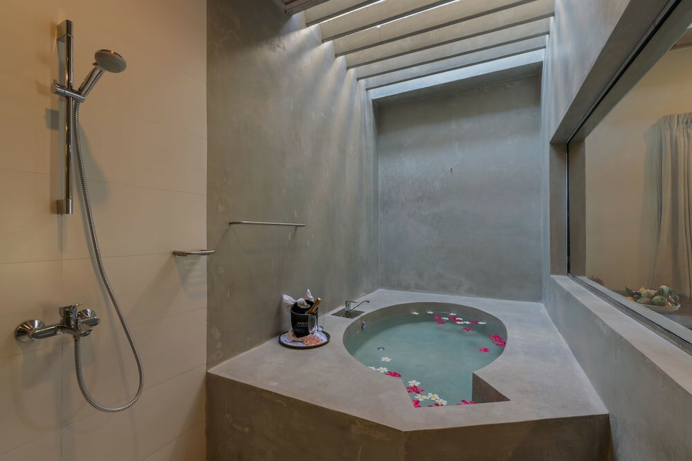 Фото Отель Regenta Arie Lagoon Negombo