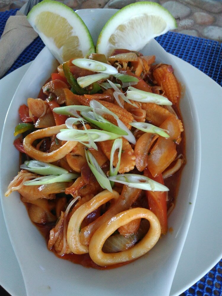 Фото Mango's Beachfront Resort