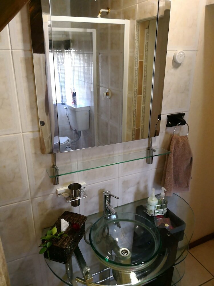 Фото All Over Africa Guest House