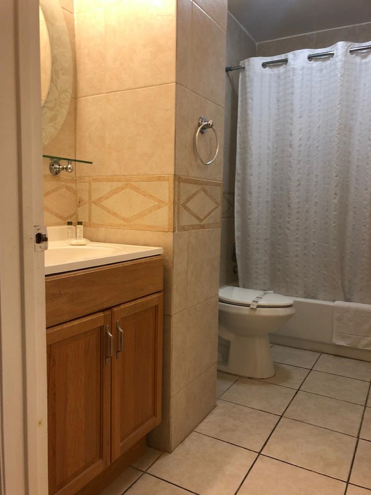 Фото Castle Beach Club Apartments