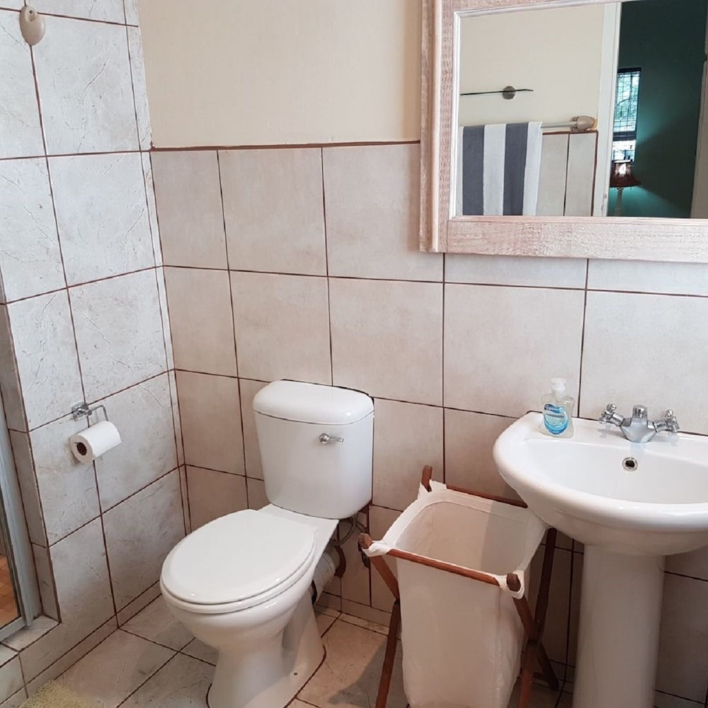 Фото Hillton Manor Guest House