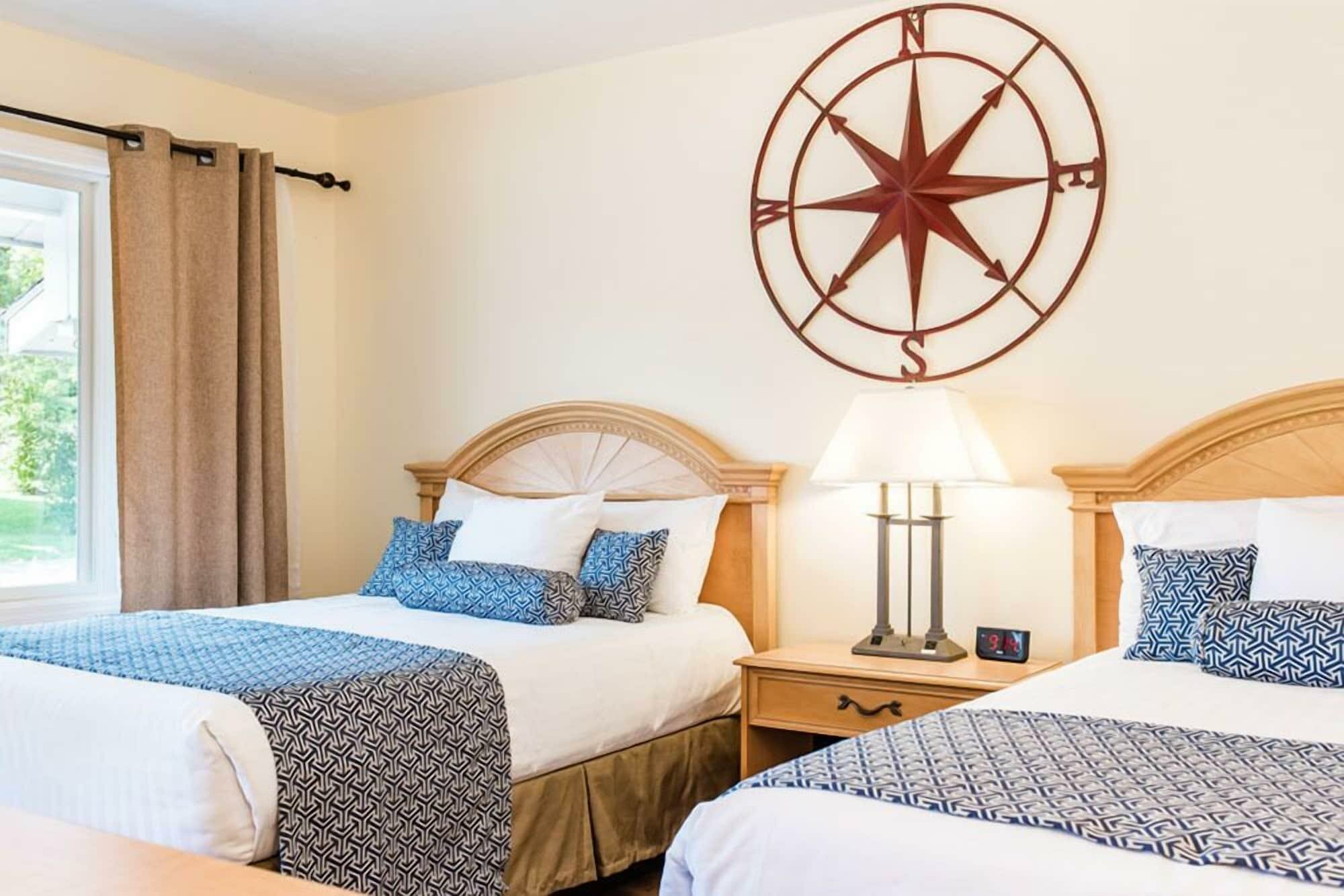 Фото Capt. 's Inn & Suites