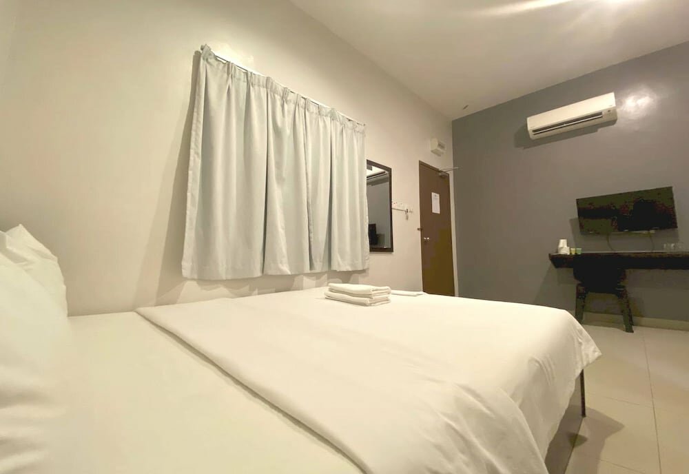 Hotel Oyo 89715 Ck Hotel, State of Perak, photo