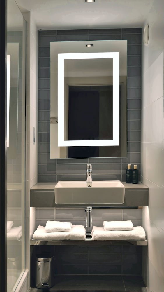 Фото Clayton Hotel Manchester City Centre