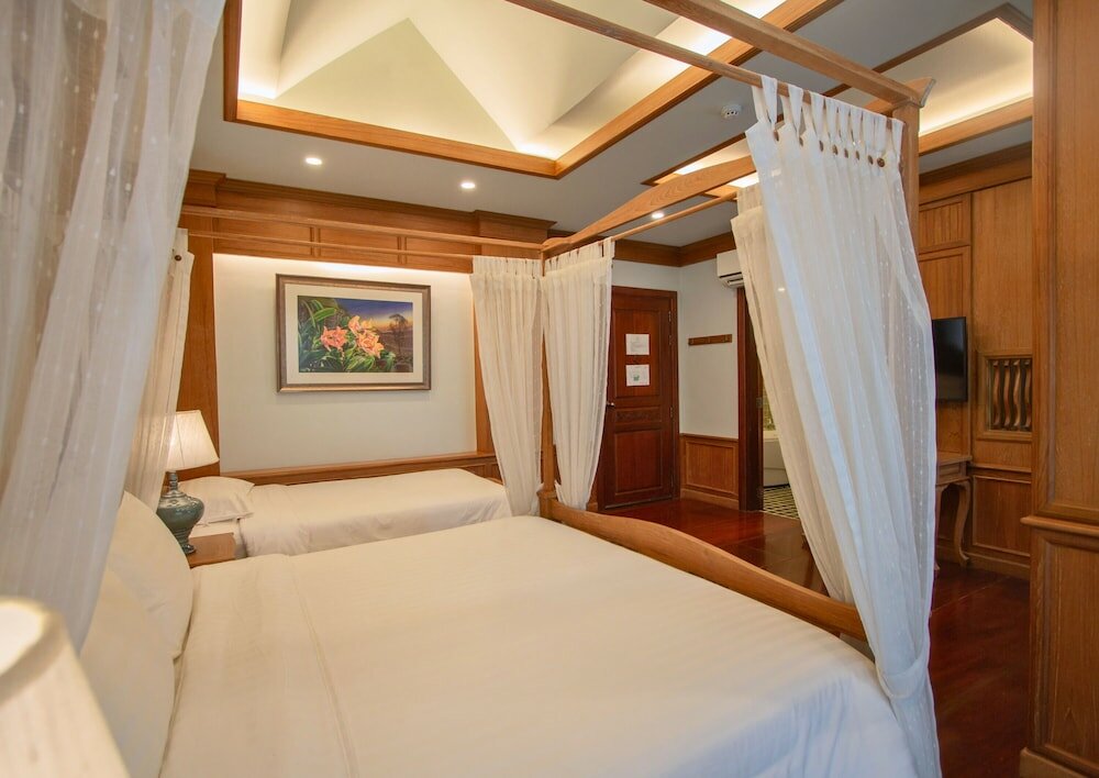Фото Rich Garden House Hotel