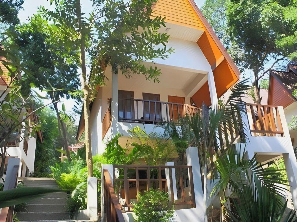 Фото Tok's Little Hut