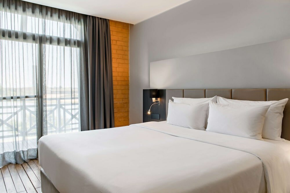 Фото Radisson Blu Hotel, Antananarivo Waterfront