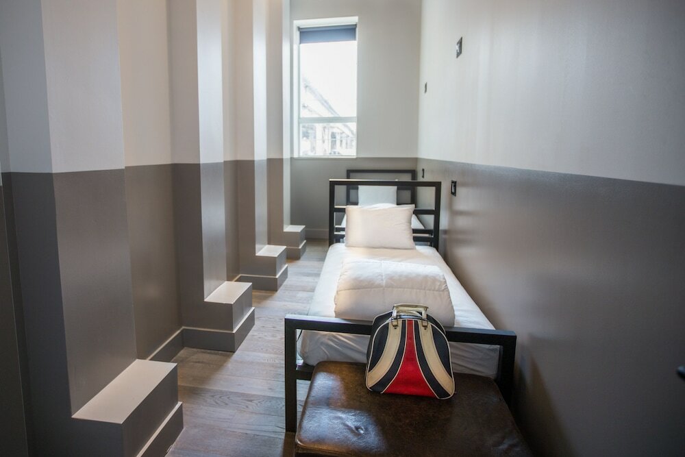 Фото The Chicago Hotel Collection River North