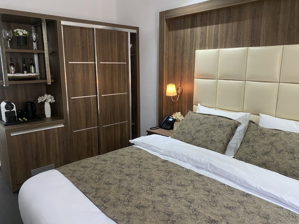 Фото Hotel Cataleya Bv