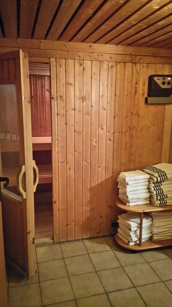 Фото Arkaden Hotel