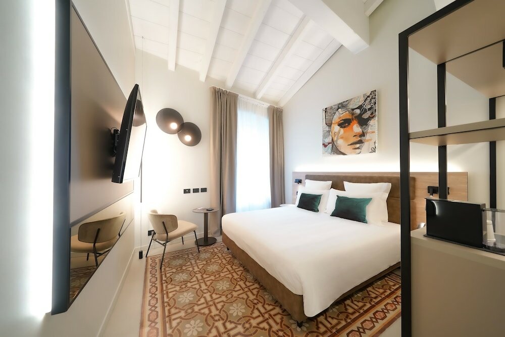 Фото Bergamo Inn 21