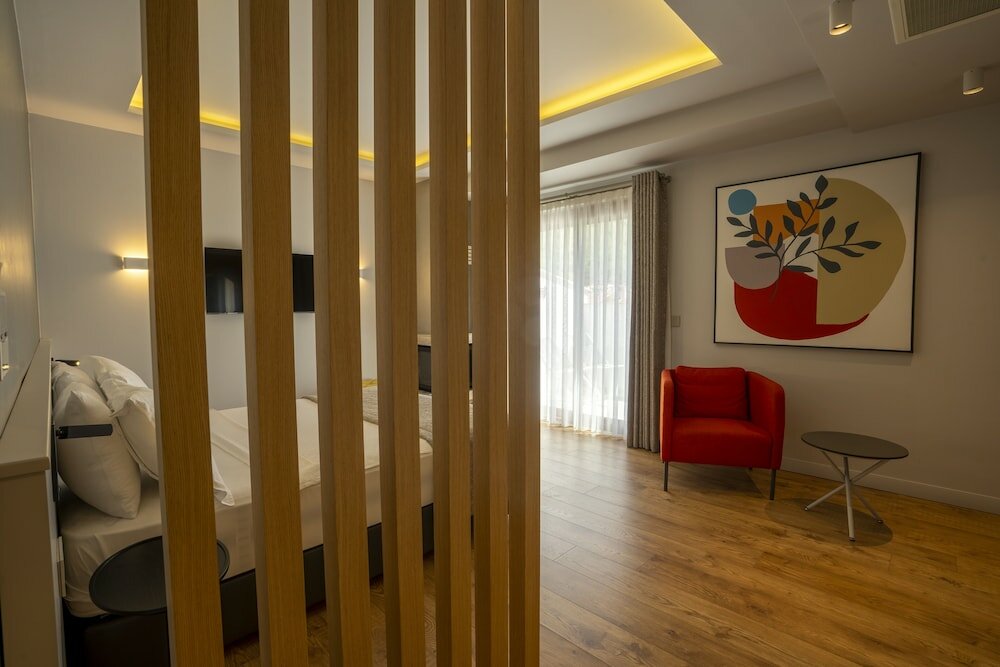 Фото Balèze Boutique Hotel