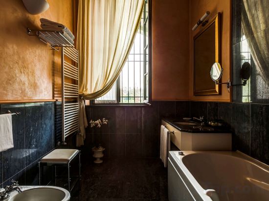 Фото Grand Hotel Villa Torretta Milan Sesto, Curio Collection by Hilton