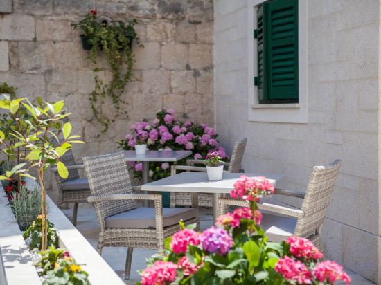 Фото Balatura The Fine Bed & Breakfast