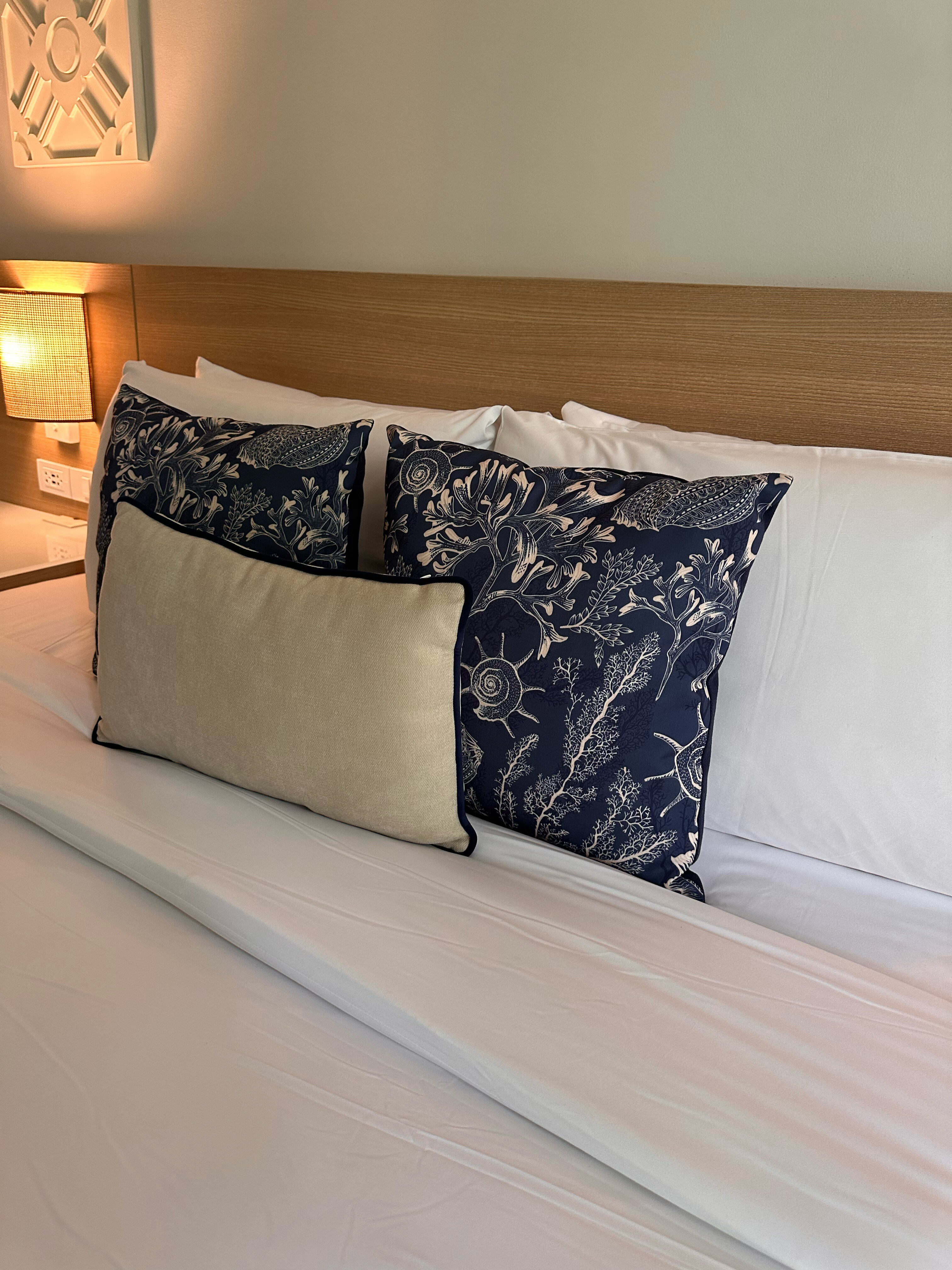 Фото Andaman Beach Hotel Phuket Patong - Handwritten Collection