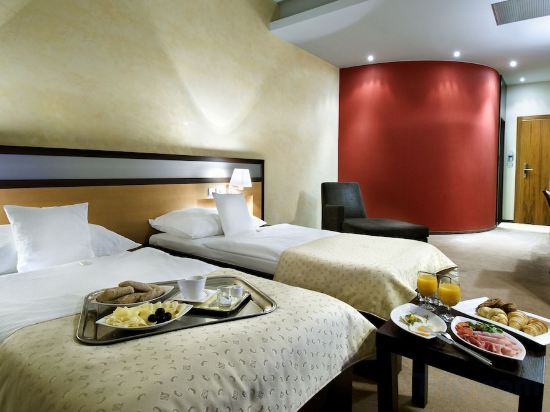 Фото Hotel Dubna Skala