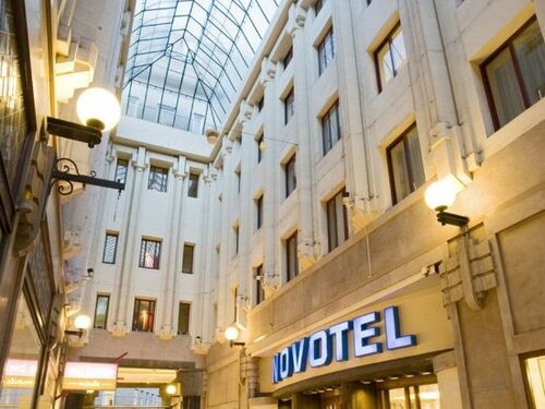 Внешний вид отеля Novotel Den Haag City Centre в Гааге, фото 4