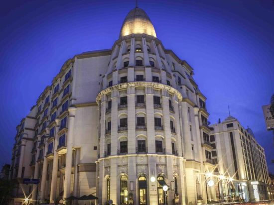 Фото The Davis Bangkok Hotel