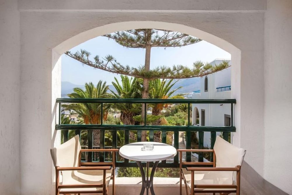 Фото Hersonissos Village