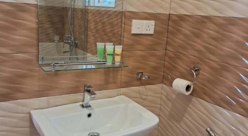 Фото Holiday Fashion Inn