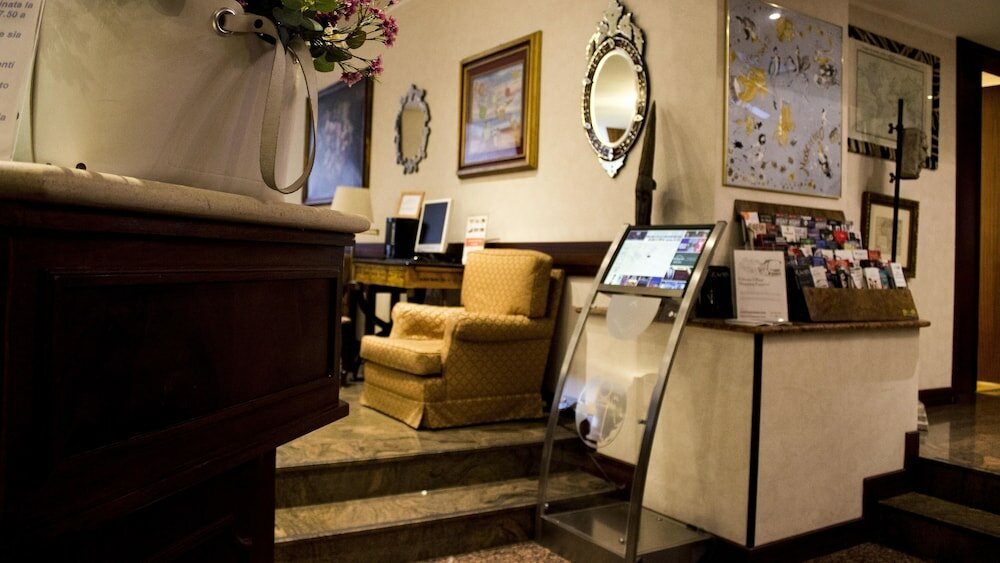 Фото Hotel Bristol