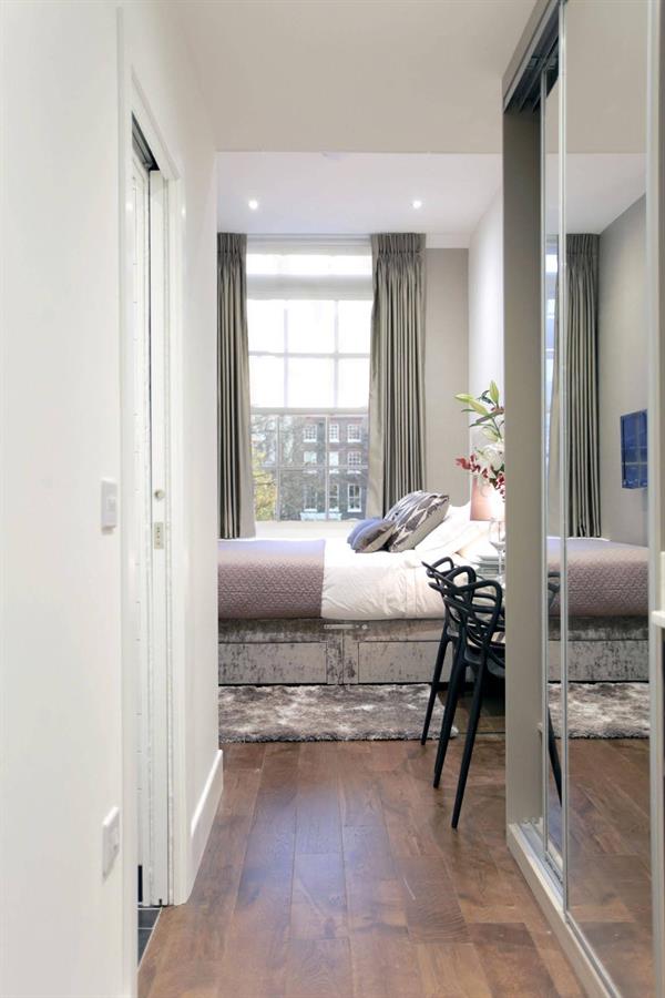 Фото Golden Square