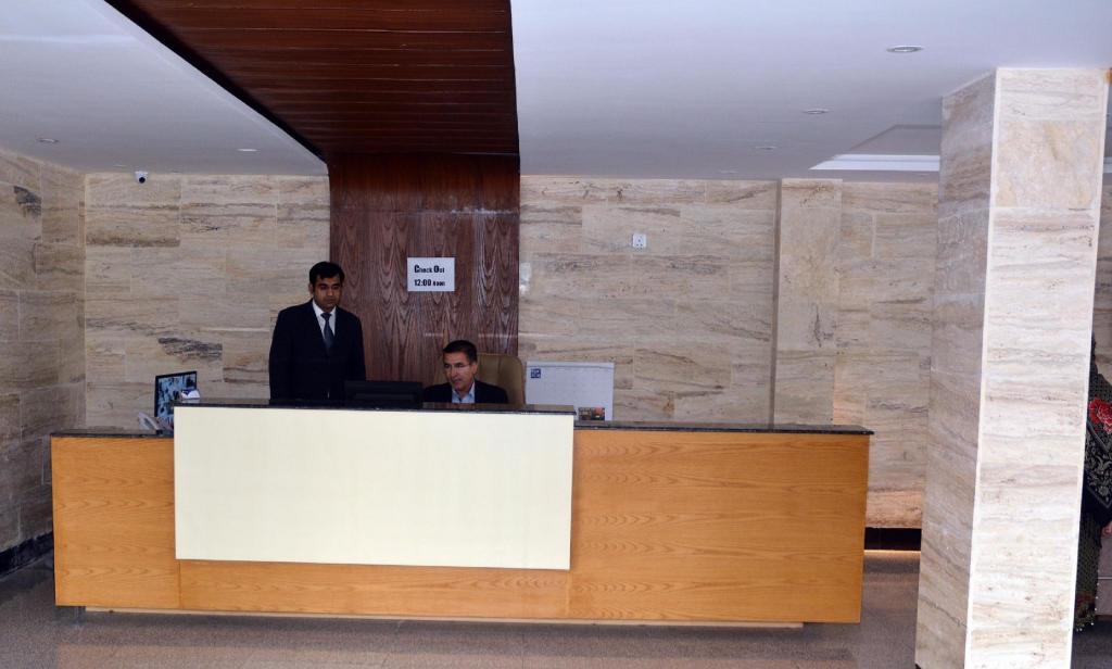 Фото Hotel Redison Blue Area