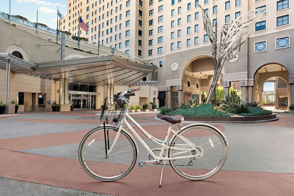 Фото The Westin San Diego Gaslamp Quarter
