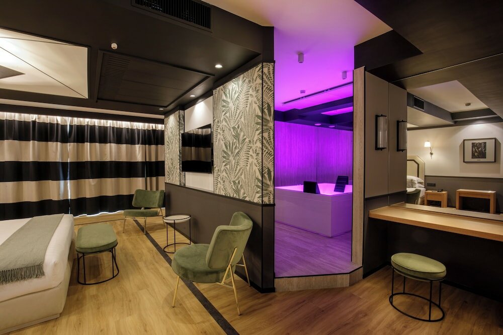 Фото Hotel Domidea