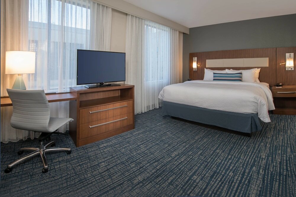 Фото Residence Inn by Marriott Baltimore at The Johns Hopkins Medical Campus