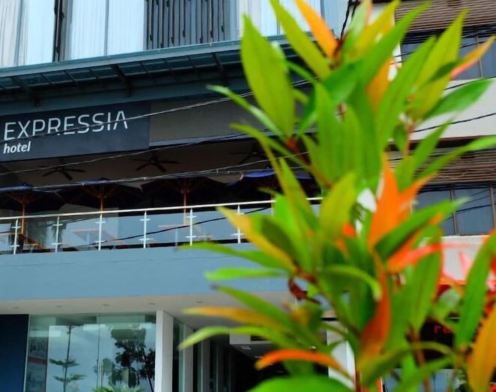 Фото Expressia Hotel Makassar
