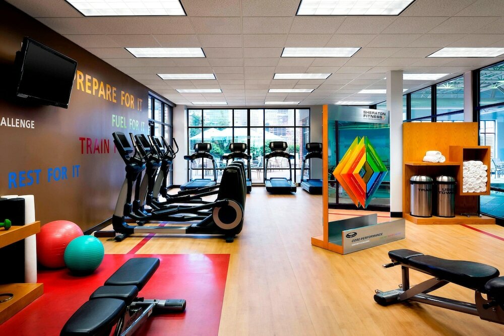 Фото Sheraton Pittsburgh Hotel at Station Square