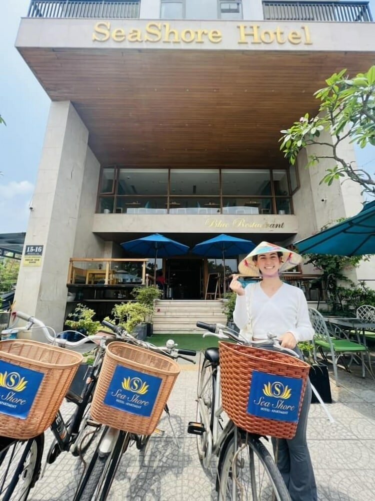 Фото Seashore Hotel & Apartment