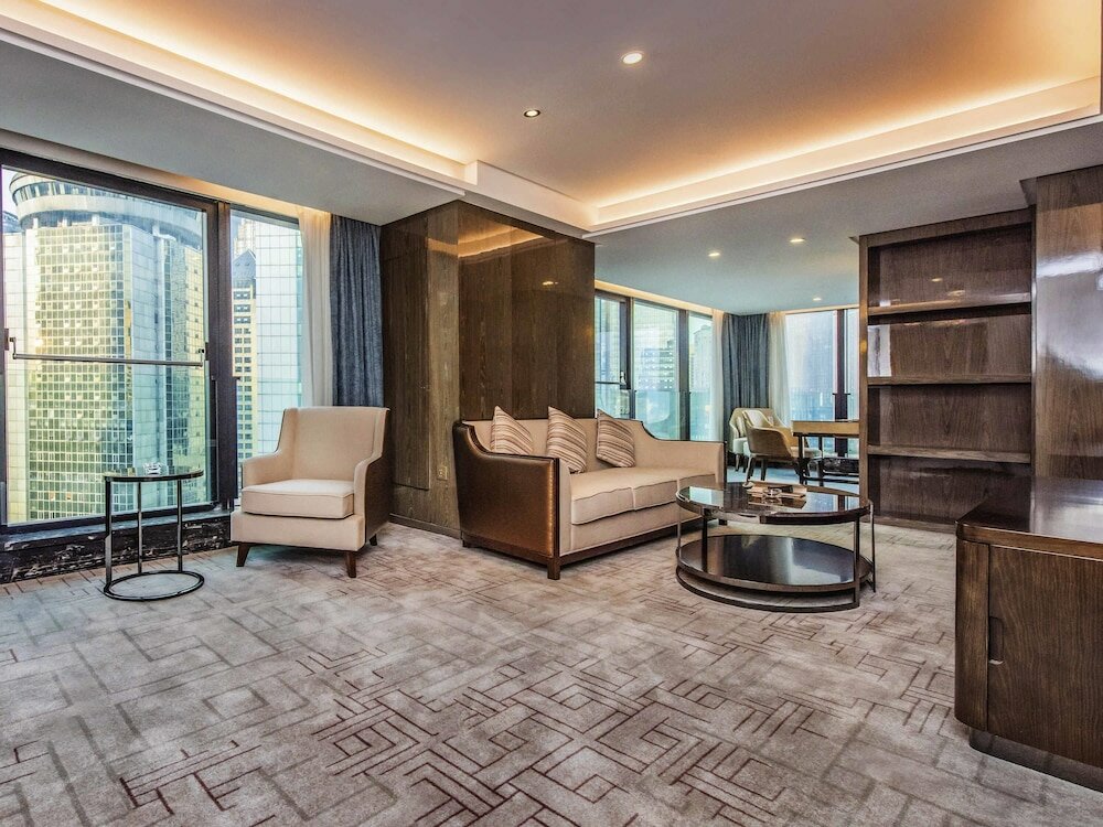 Фото Mercure Chongqing Downtown