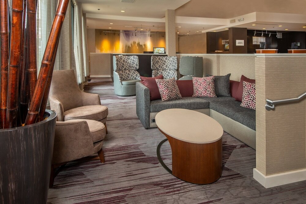 Фото Courtyard by Marriott Dulles Airport Herndon/Reston