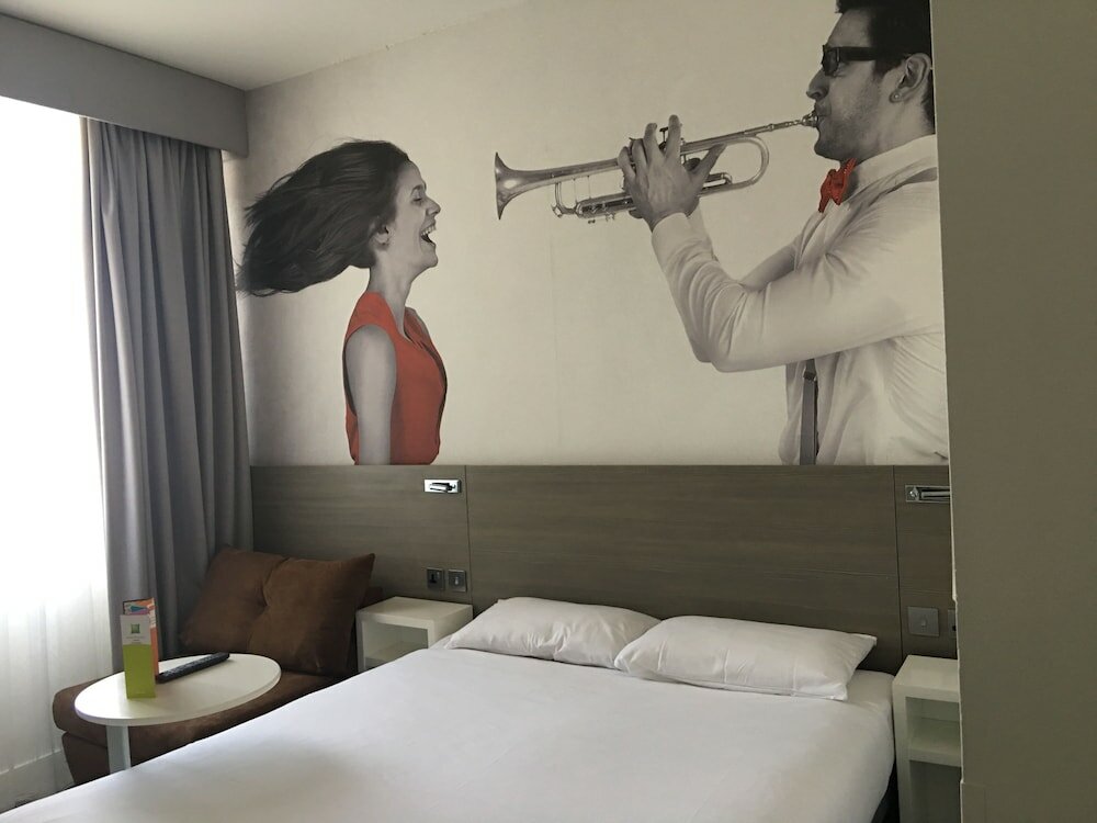 Фото Executive Rooms London Kensington