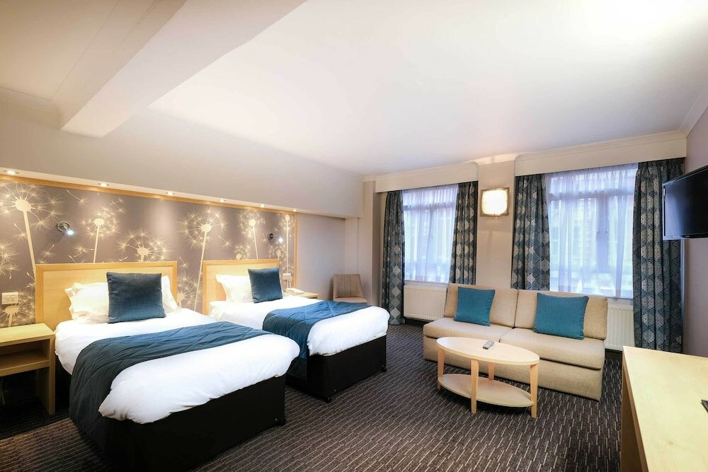 Фото Bedford Hotel