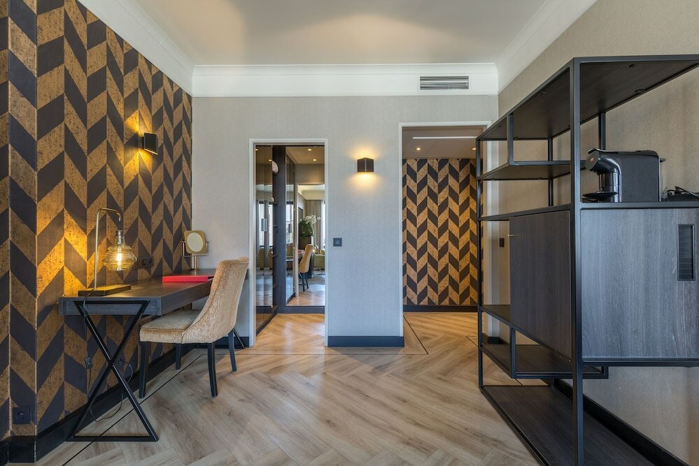 Фото Leonardo Hotel Antwerp The Plaza