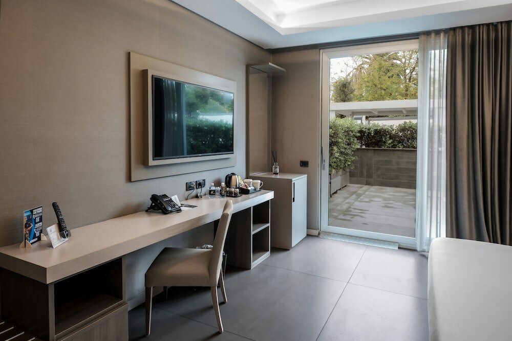 Фото Hotel & Resort Tre Fontane Luxury