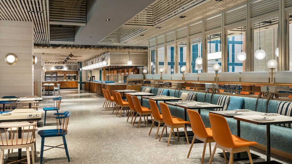 Фото Four Points by Sheraton Hong Kong, Tung Chung