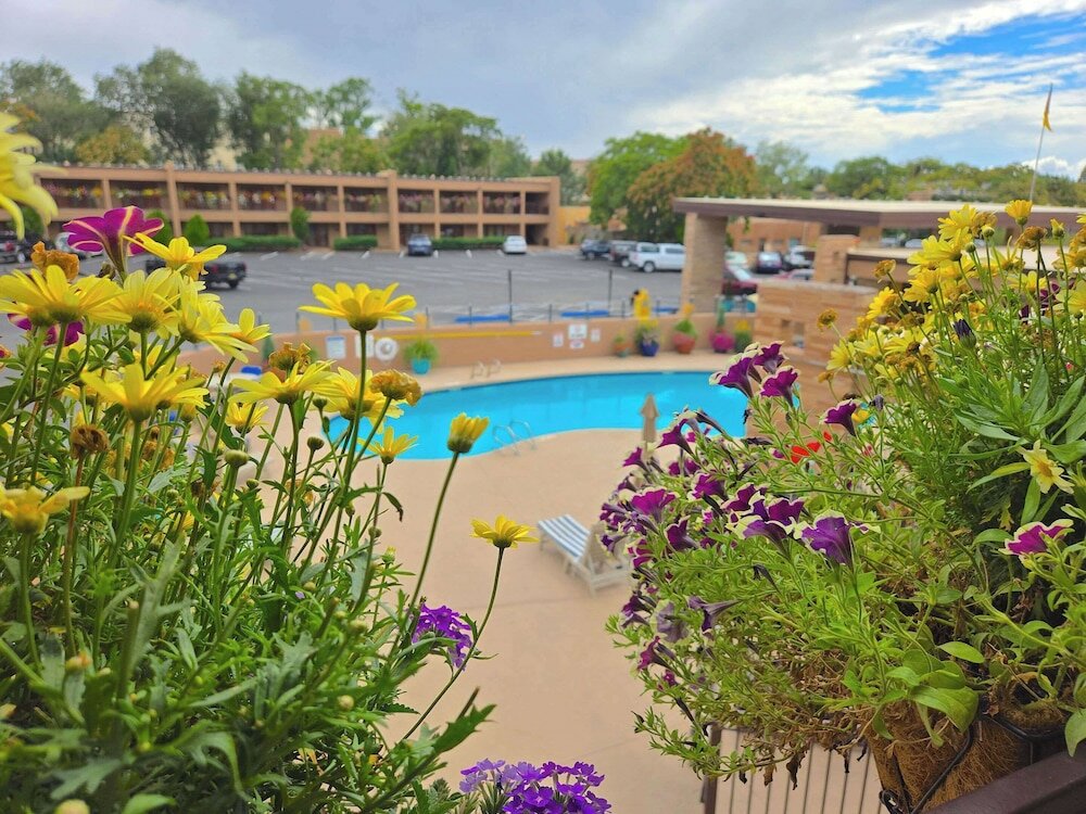 Фото El Sendero Inn, Ascend Hotel Collection