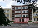 Средняя общеобразовательная школа № 51 (Mozhayskogo Street, 82), escuela de enseñanza general