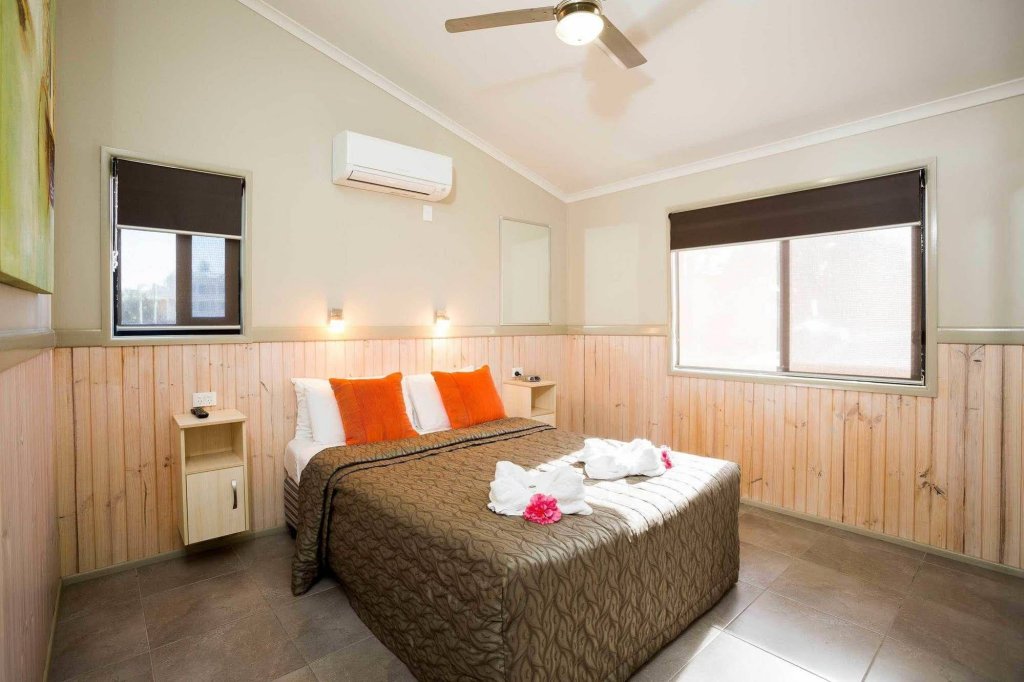 Фото Ocean Beach Tourist Park