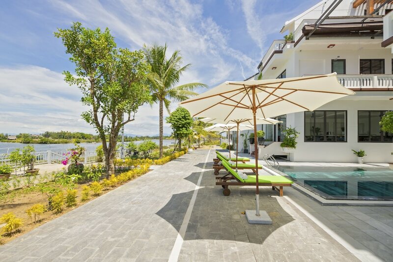 Phuc Hung Riverside Villa