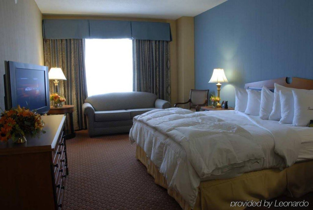 Фото Inn at the Colonnade Baltimore - a DoubleTree by Hilton