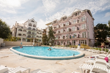 Фото отеля 2