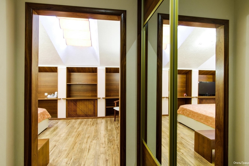 Фото Hotel Grand