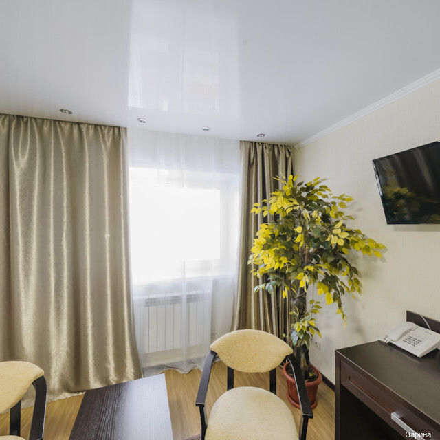 Фото Зарина