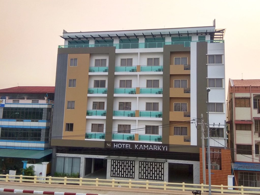 Фото отеля 1