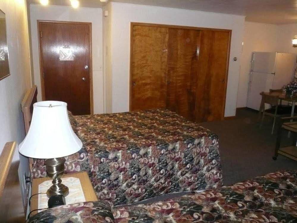 Фото The Village Motel